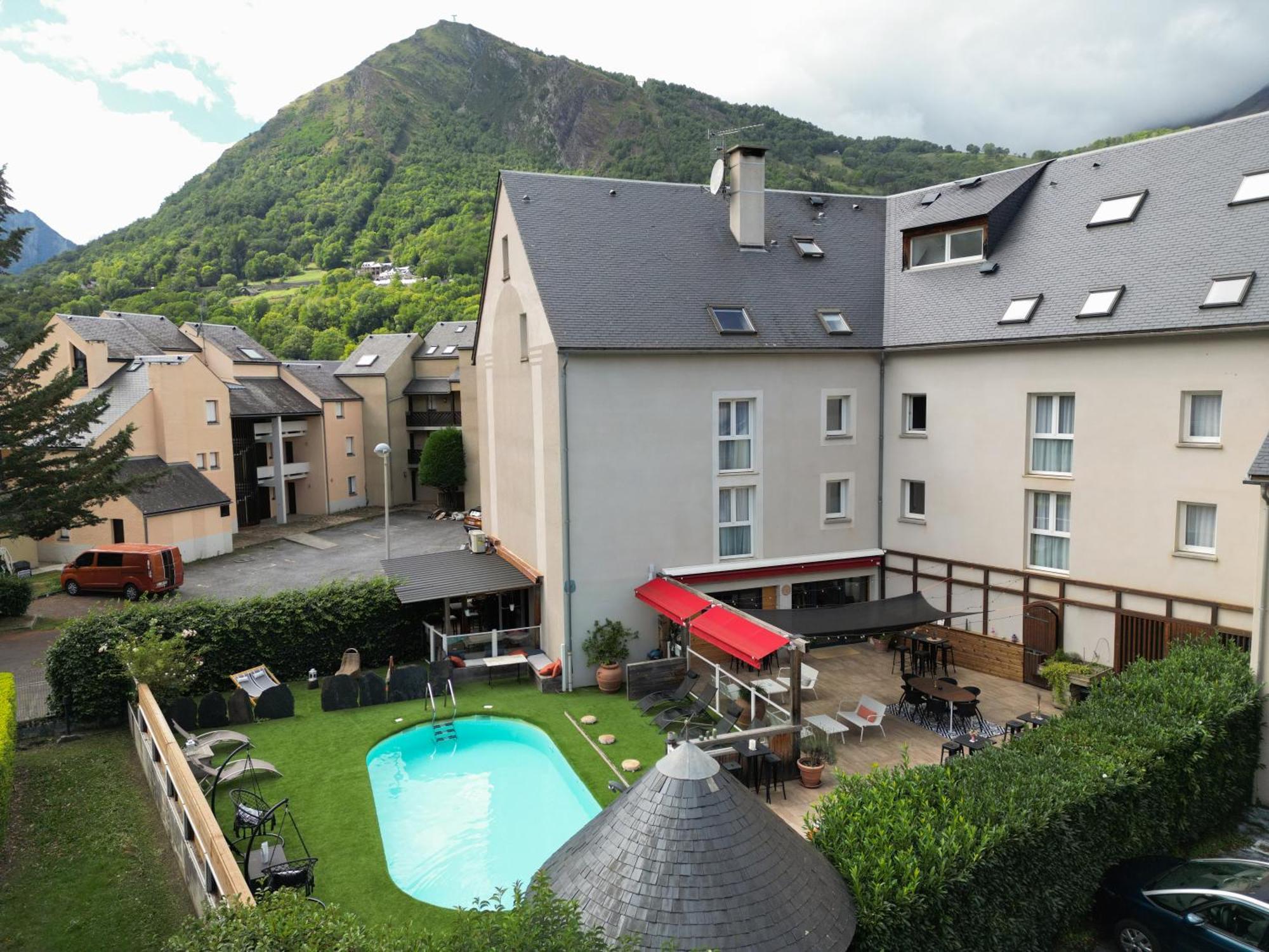 Hotel Les Arches Saint-Lary-Soulan Exterior photo